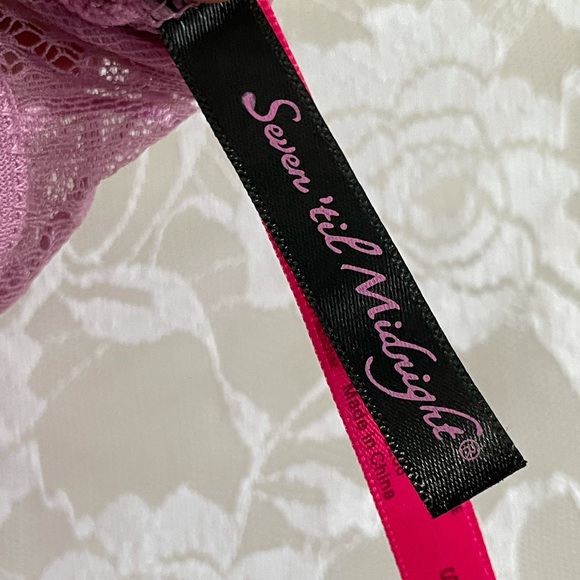 Lace-up Cheeky Lingerie - Picture 5 of 5